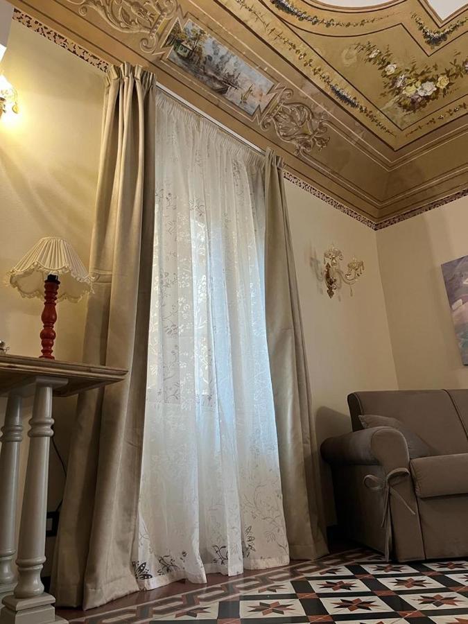 Ferienwohnung La Piazza E Mia Cefalù Exterior foto